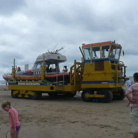 아파트 Huisje Aan Zee A *